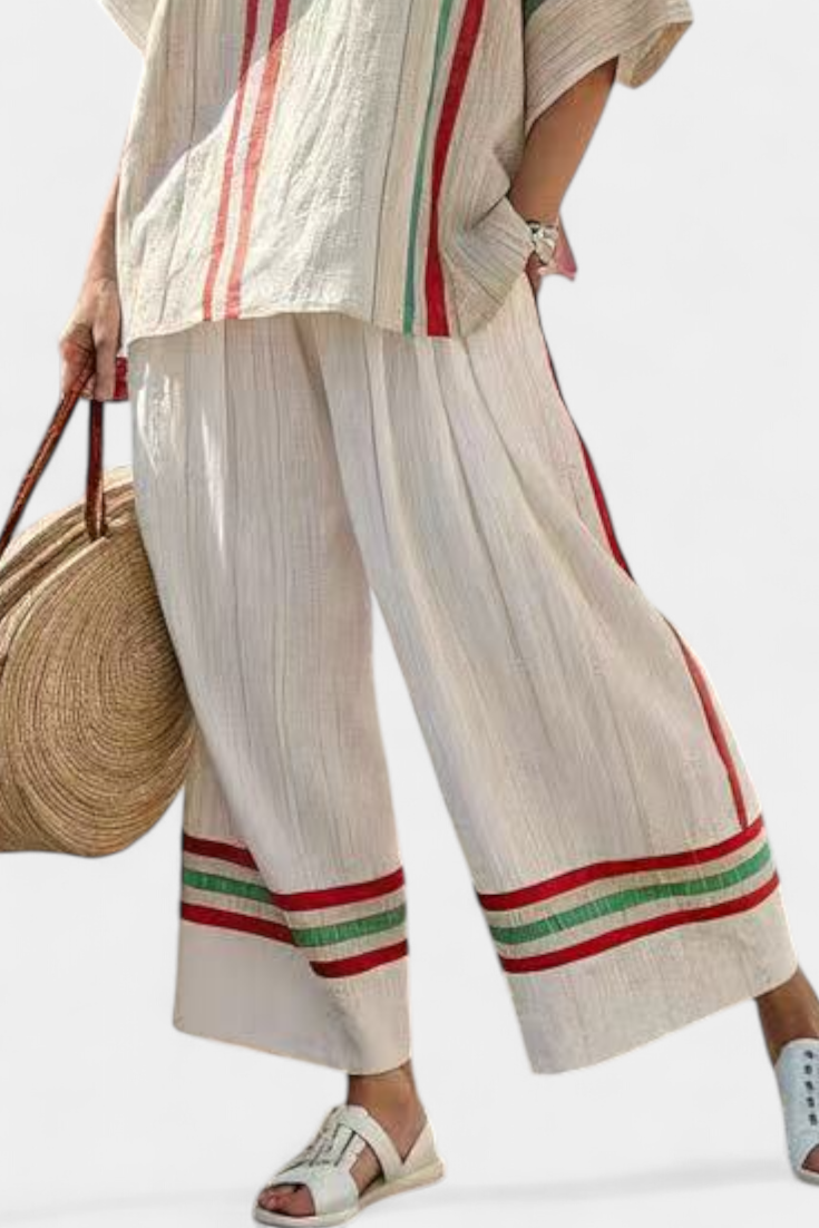 Noemi – printed boho blouse and comfortable wide-leg trousers