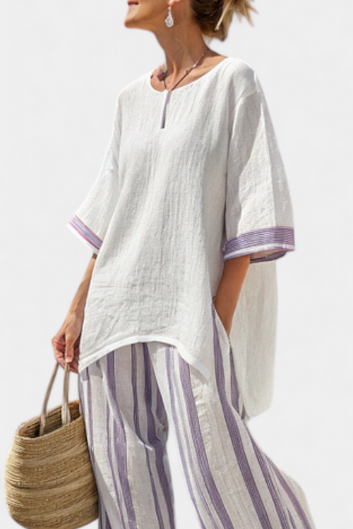Allegra – Comfortable blouse and striped bamboo trousers