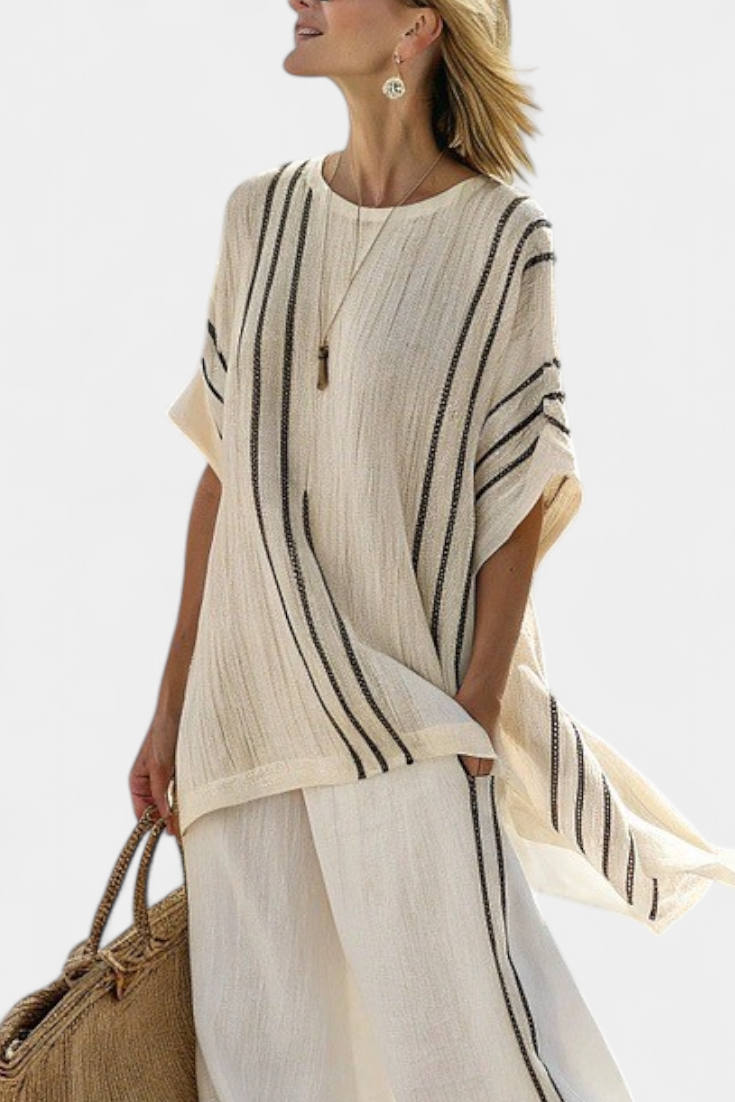 Raffaella – Elegant ivory linen blouse and black striped trousers