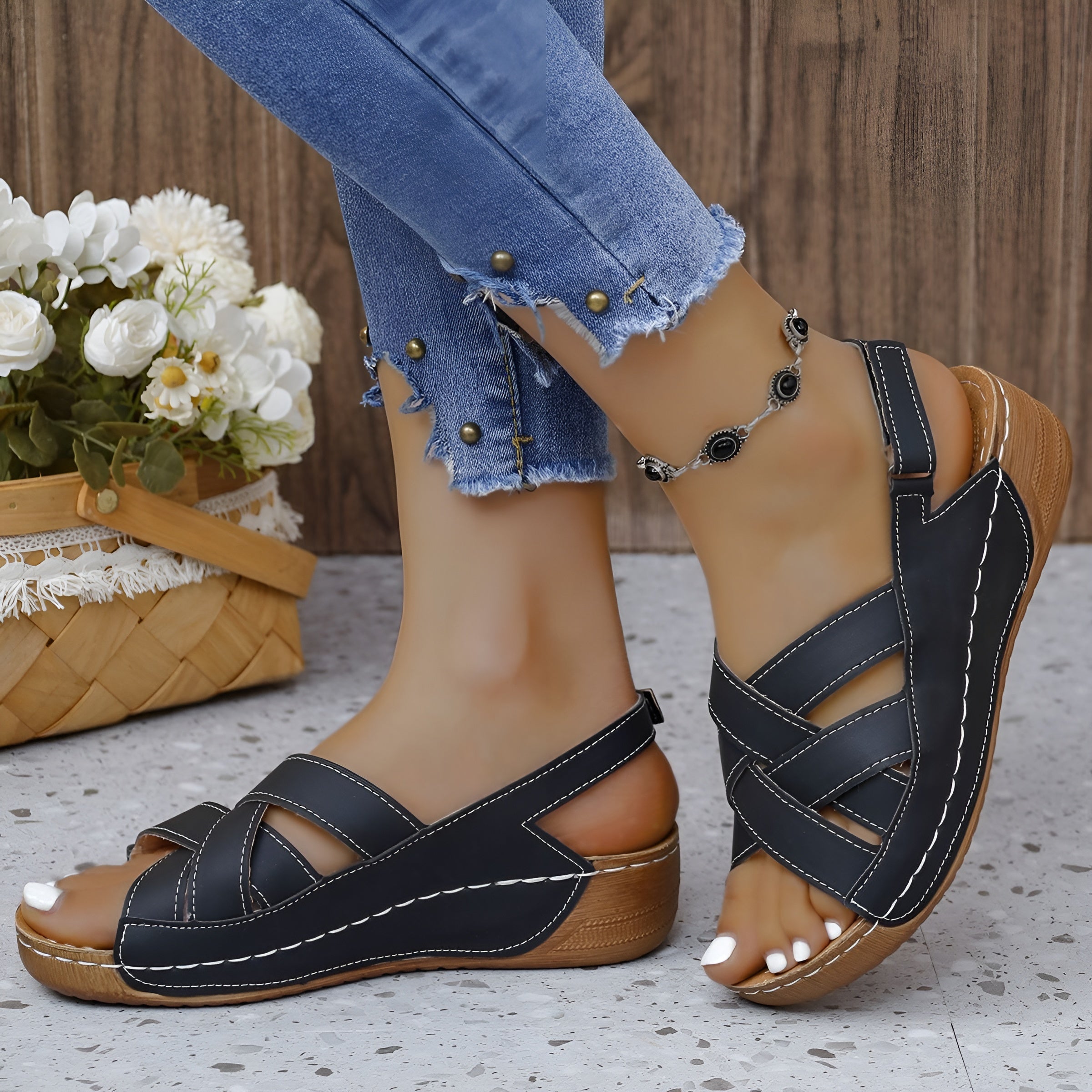 Rova™ | Orthopaedic Sandals