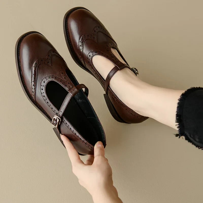 Mady | Elegant T-Strap Mary Janes